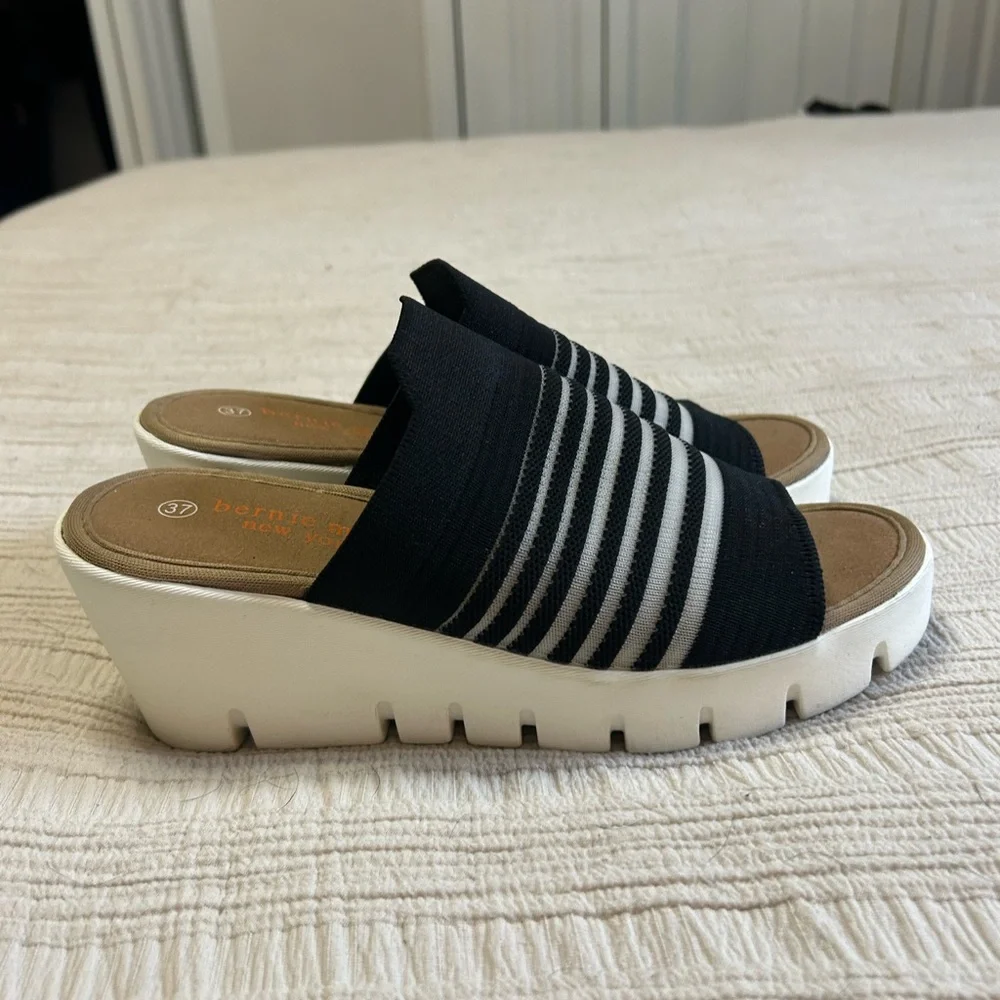 Bernie Mev. Venti Wedge Sandals Sz 37 - Picture 7 of 8